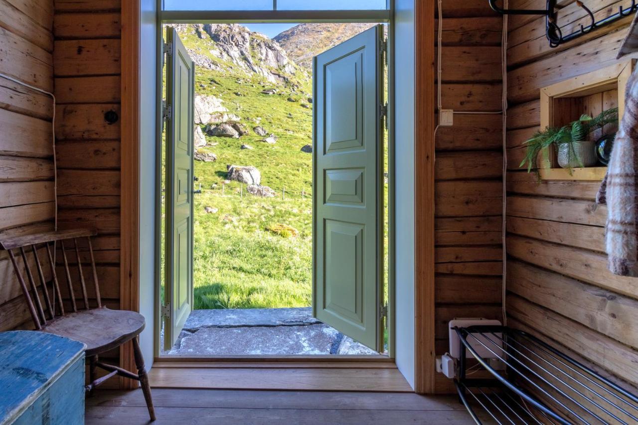 Feriehus Med Flott Havutsikt Ved Hauklandstranden Leknes Exteriér fotografie